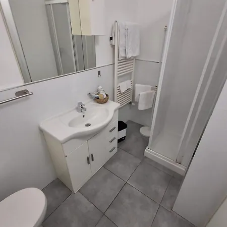 La Spezia Central Home Apartamento *